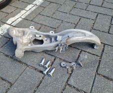 G30 530E Spindle, Wheel Bearing & Wheel Speed Sensor