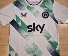 Ireland away jerseys adults  XXL
