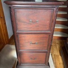 Office drawer cabinet