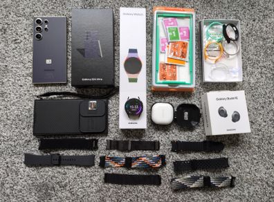 Samsung S24 Ultra 512GB + Watch + Buds + accessories