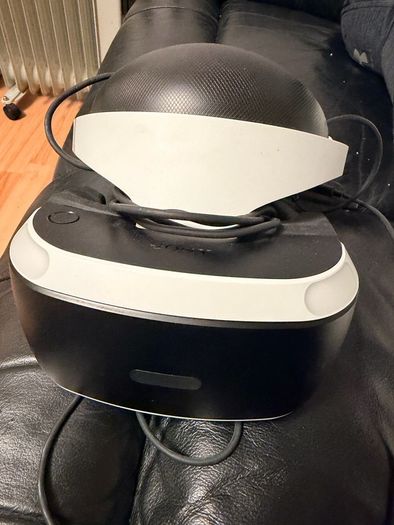PSVR First Generation & Astrobot Game