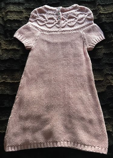 Girls Knitted Dress BNWT Age 3-4 with fab gem details