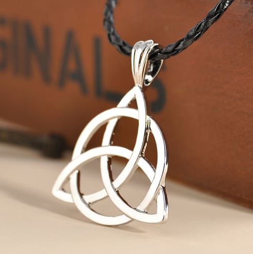 Vintage Style Celtic Knot Necklace - nice gift