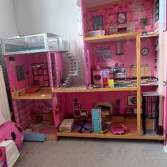 Doll house