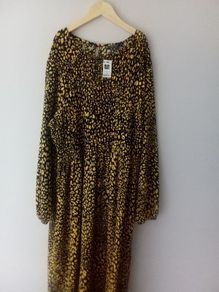 Lady's dress size large..new with tags