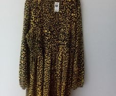 Lady's dress size large..new with tags