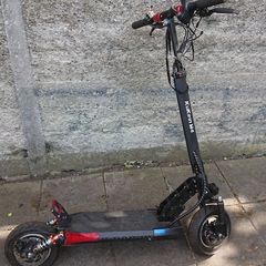 Kukirin M4 scooter