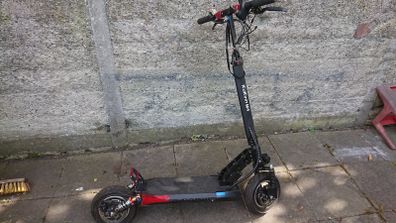 Kukirin M4 scooter