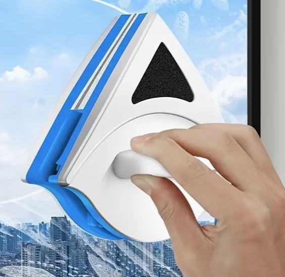 Triangular Double-Sided Strong Magnet Window Cleaner, new.