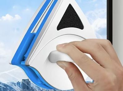 Triangular Double-Sided Strong Magnet Window Cleaner, new.