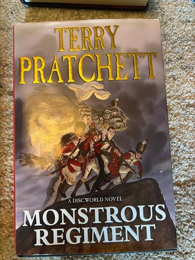 21 Discworld books Hardcover