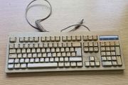 Vintage Model 5140 keyboard with 5 pin DIN connector