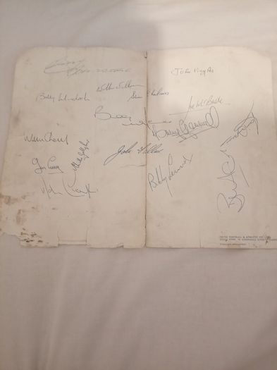 Autographed celtic pool picture