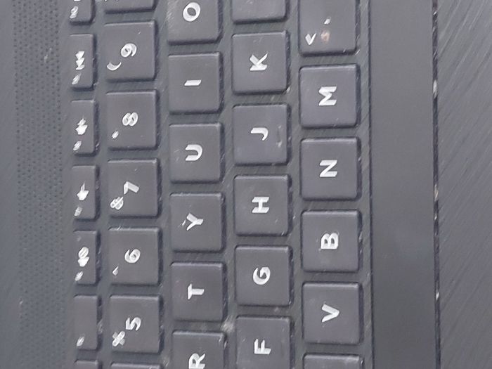 HP Laptop, TPN-W125, Intel Core i3-7100U CPU, 2.4GHz, 8GB Ram, 118GB SSD, Windows 10, Microsoft Edge, Chrome and VLC