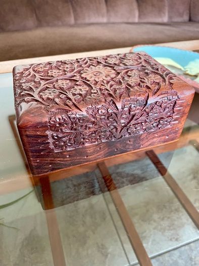 Vintage Indian Floral Design Hand Carved Sheesham Rose Wood Jewellery Keepsakes Box