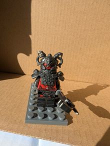 100% Lego Ninjago Minifigure
