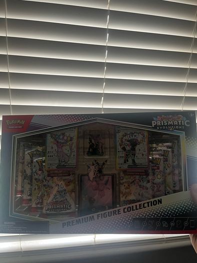 pokemon prismatic figure collection