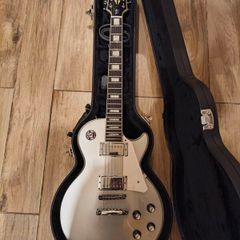 Les Paul Custom (chinese Copy)