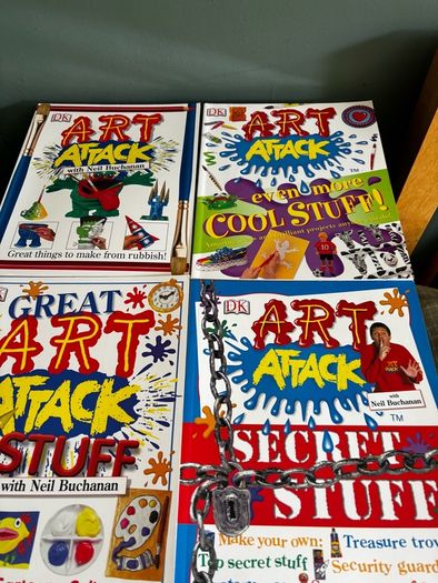 Adults and Children - A Large Selection of Art Material, Table Top Easels, Sketch Pads, Mindfulness Books, Acrylic Paints, Charcoal pencils, Pastels, Calligraphy etc etc