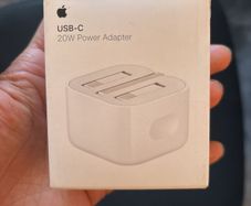 Apple USB- C 20w Power Adapter