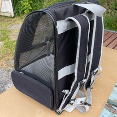Cat or small dog carrier / backpack