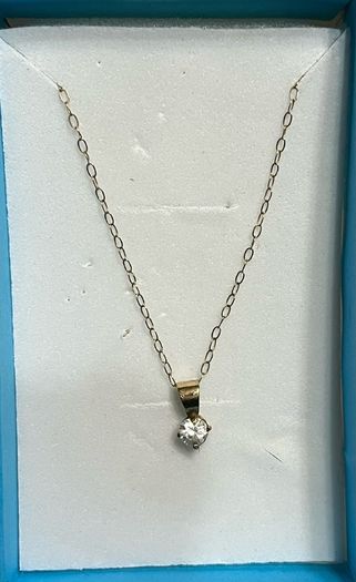 9ct gold necklace
