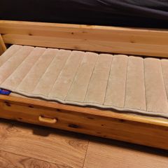 Flexa pull out guest bed