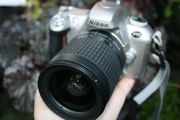 Nikon F55 35mm Film SLR Camera with Nikon 28-100mm F/3.5-5.6 G Zoom Lens