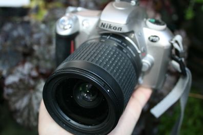 Nikon F55 35mm Film SLR Camera with Nikon 28-100mm F/3.5-5.6 G Zoom Lens