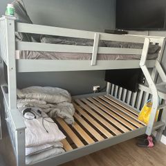 triple bunk