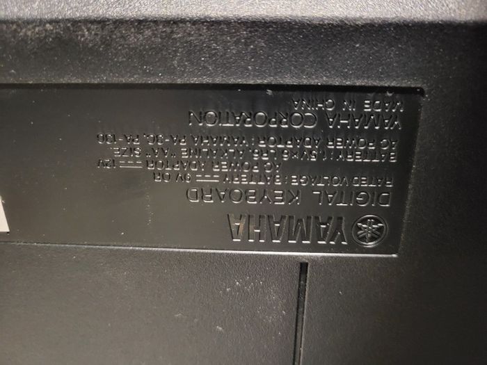 Yamaha YPT220 Digital Keyboard