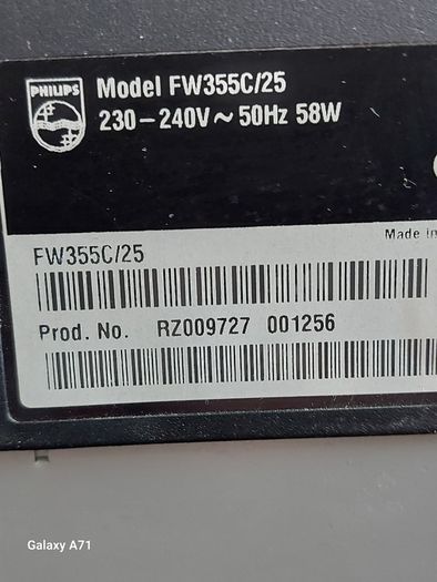 Philips Music HiFi System, Model FW355C, 3 CD, Dual Tape and Radio, in very good condition