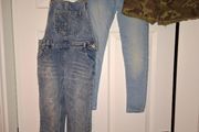 Small denim bundle, size 8-9 yo
