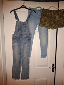 Small denim bundle, size 8-9 yo