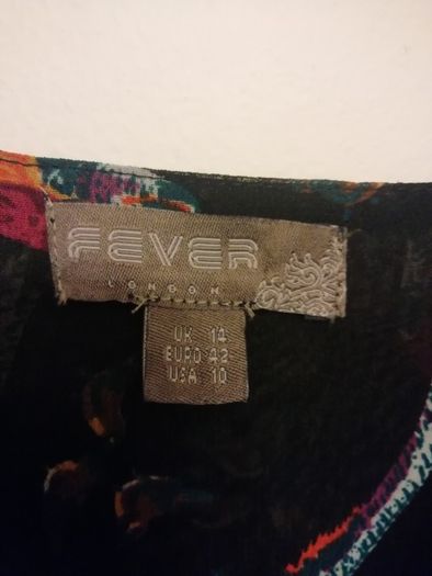 FREE POST Ladies Top by Fever lined with beautiful bird pattern Size 14