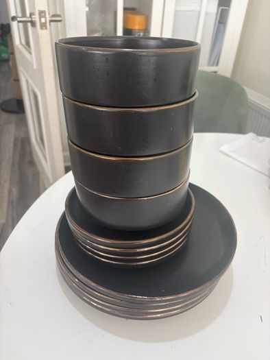 plates