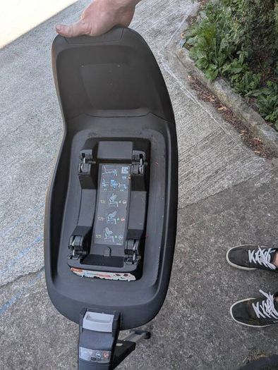 Maxi-Cosi 2wayFix ISOFIX Base  Collection Only