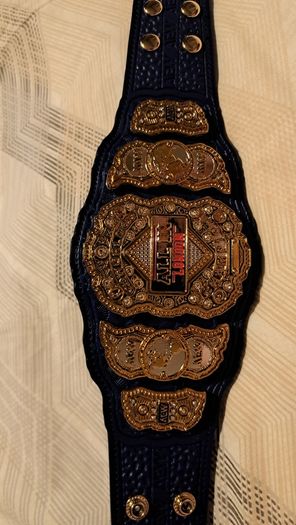 AEW London Mini Title