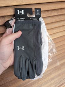 Under Armour running gloves NEW