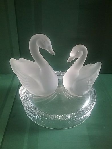 RCR Royal Crystal Rock Swans