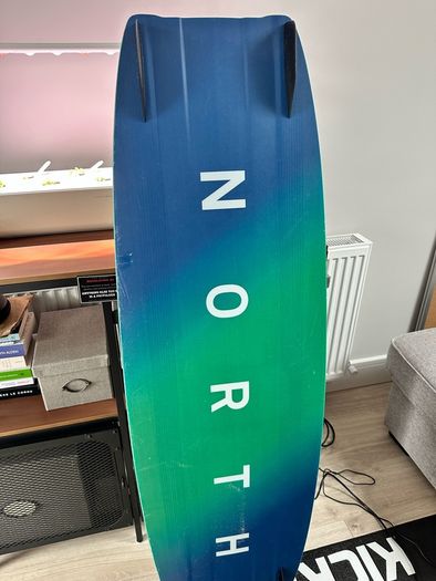 North Atmos Kitesurfing board