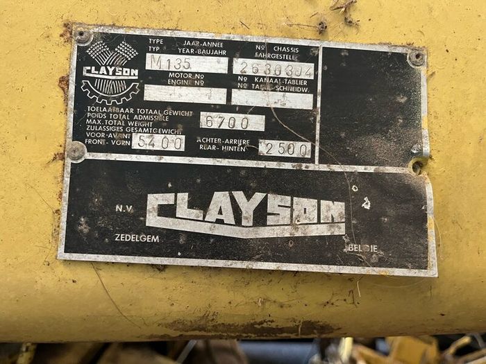 New Holland Clayson M135