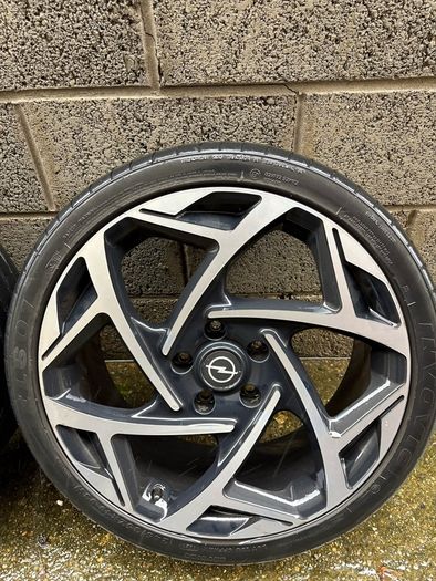 Opel/Vauxhall Insignia Atomic Alloys