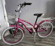Girls bike