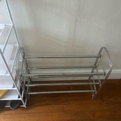 Shoe rack