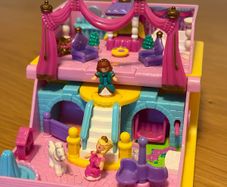 Vintage Polly pocket 1995 princess palace storybook