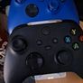 Xbox series. 2 controllers with battery and charger Image 3