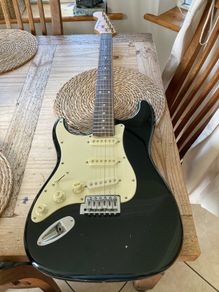 Harley Benton vintage/first runs blackie left handed Strat