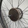 back wheel 28 inches Image 3
