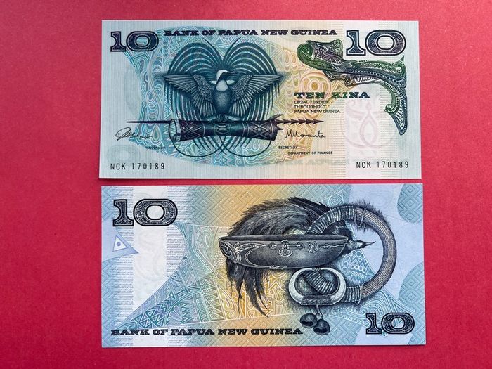 Papua New Guinea 10 Kina 1980   ( uncirculated)